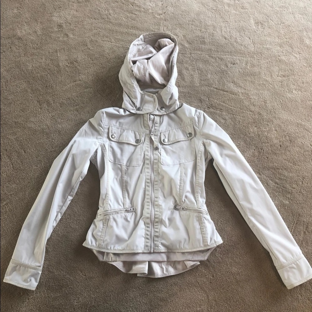 Women’s lulu lemon jacket